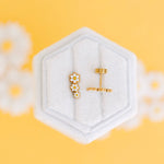 Daisy Crawler Earrings - Après NJ