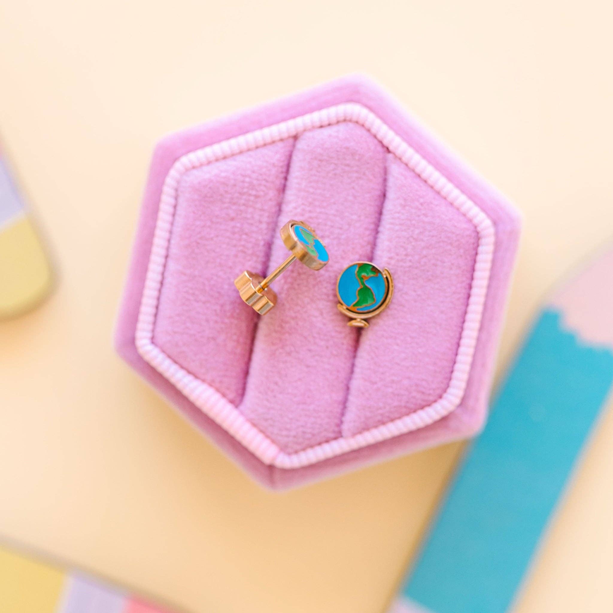 Globe Stud Earrings - Après NJ