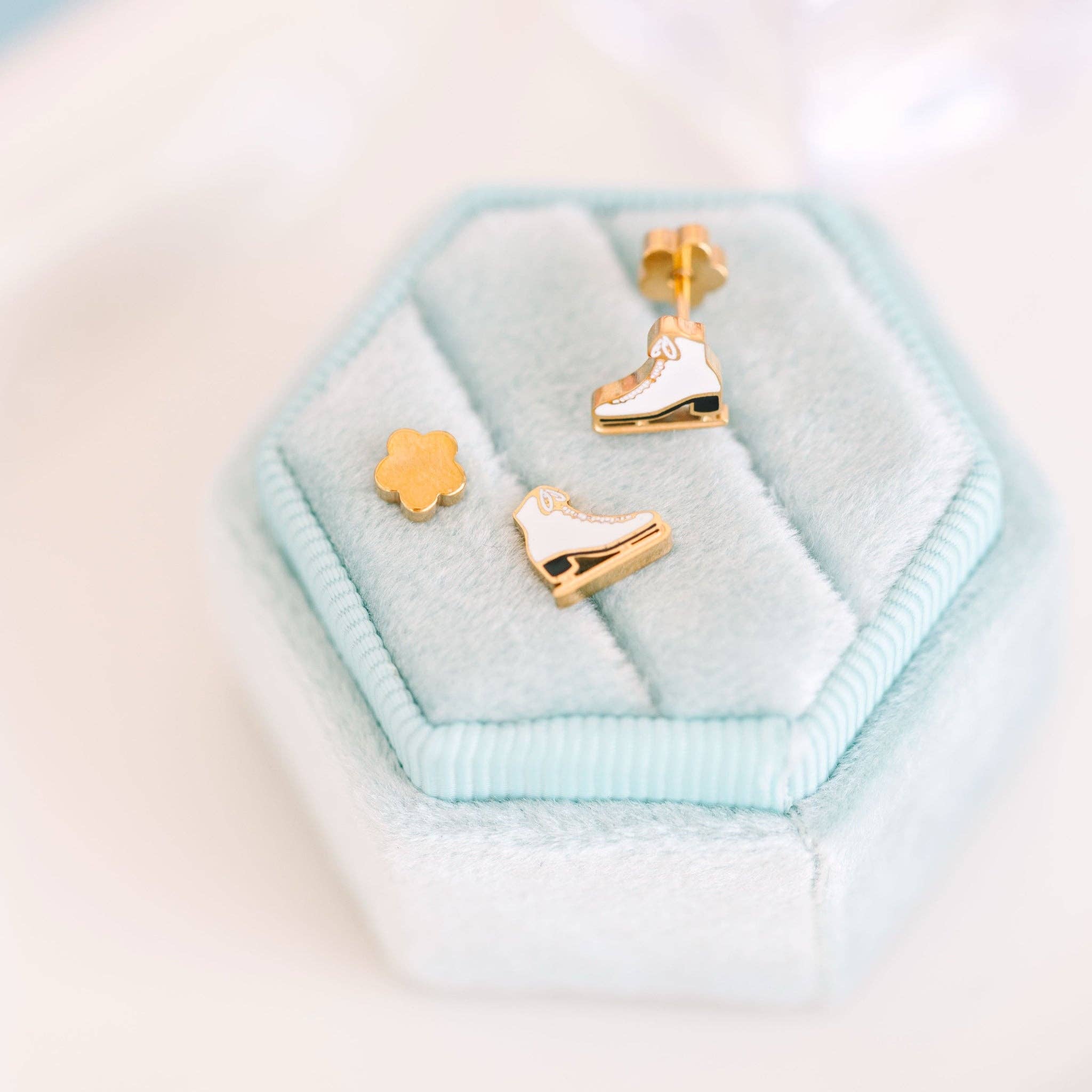 Ice Skate Earrings - Après NJ