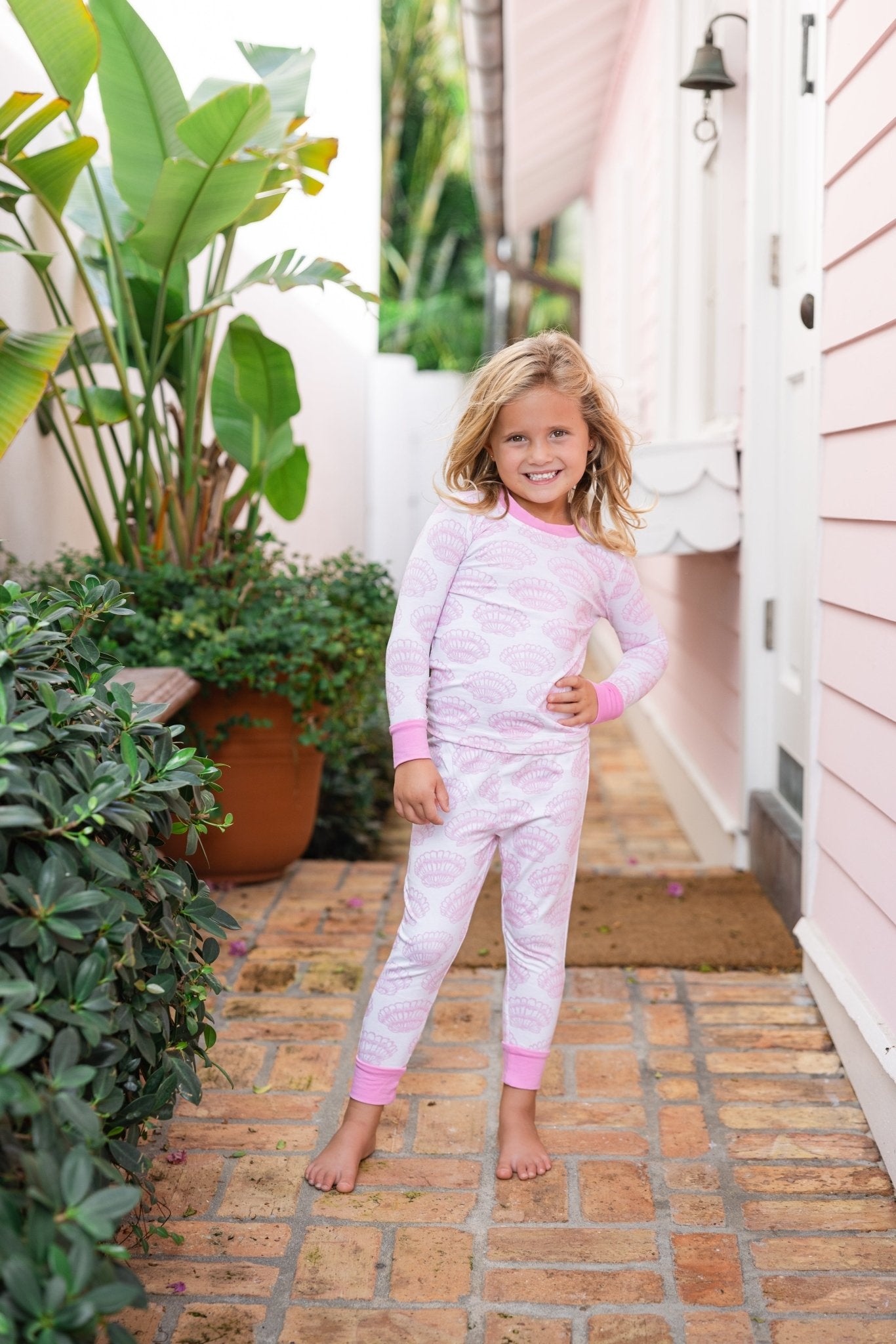 Pink Shell Print Kid's Pajamas - Après NJ