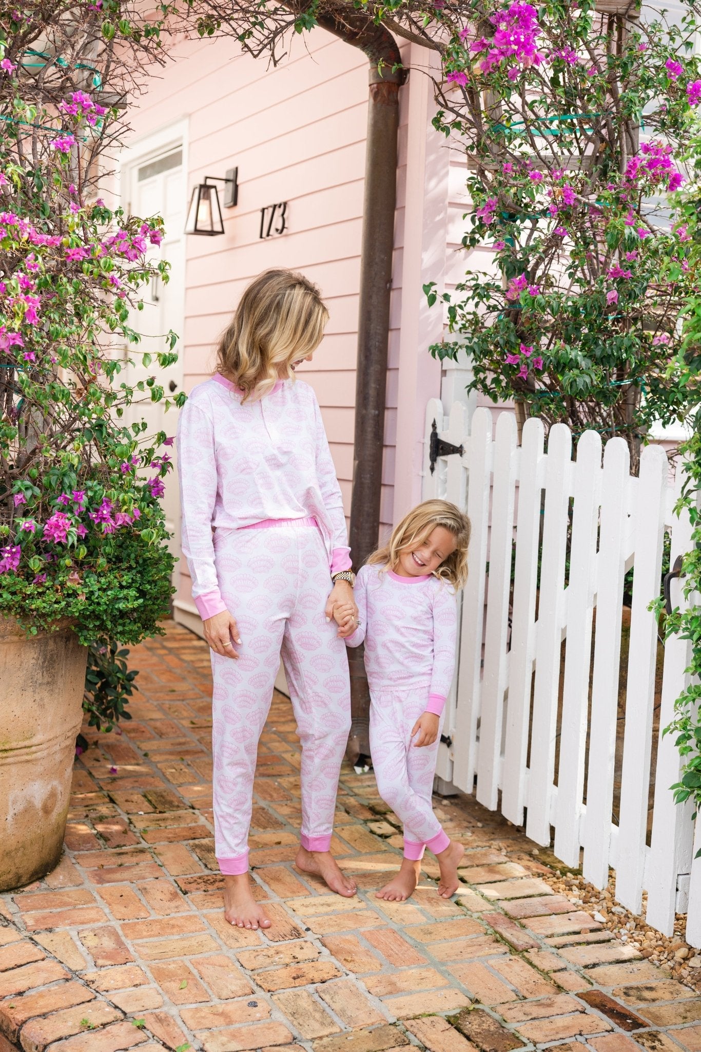 Pink Shell Print Kid's Pajamas - Après NJ