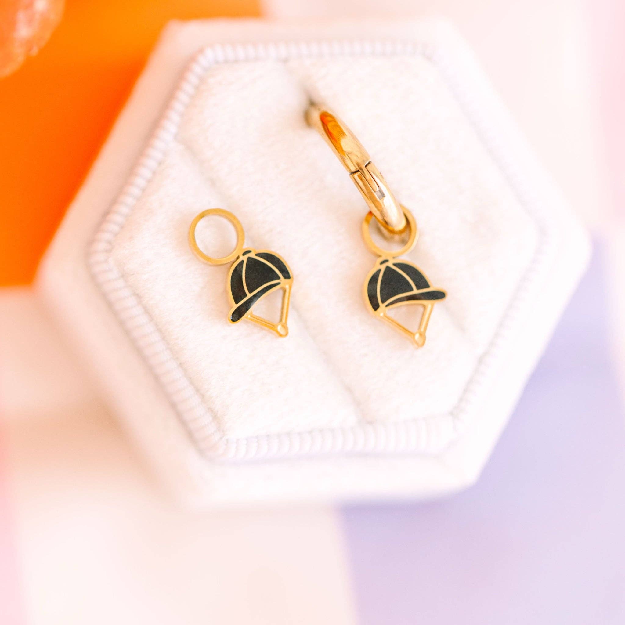 Riding Helmet Earrings Charms - Après NJ