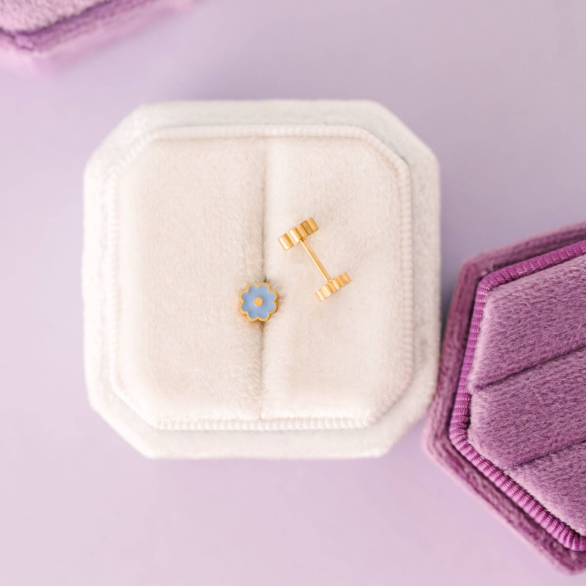 Tiny Blue Flower Earrings - Après NJ